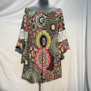 Vibrant Mandala Print Women's tunic